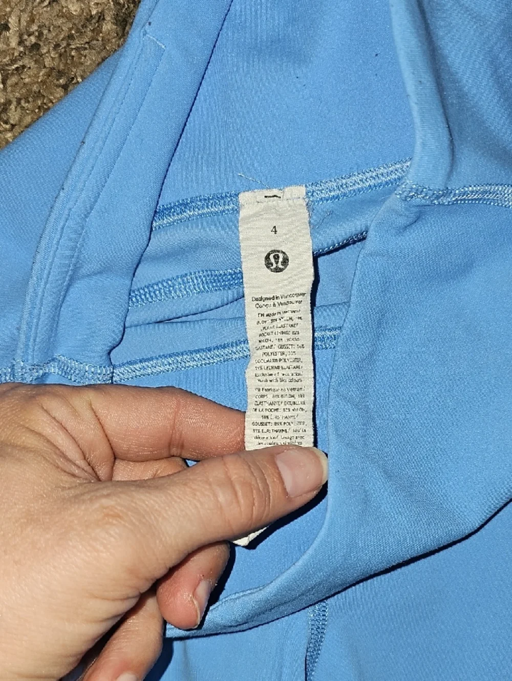 Lululemon Nulu Groove Flare Pants. Sz 4 31